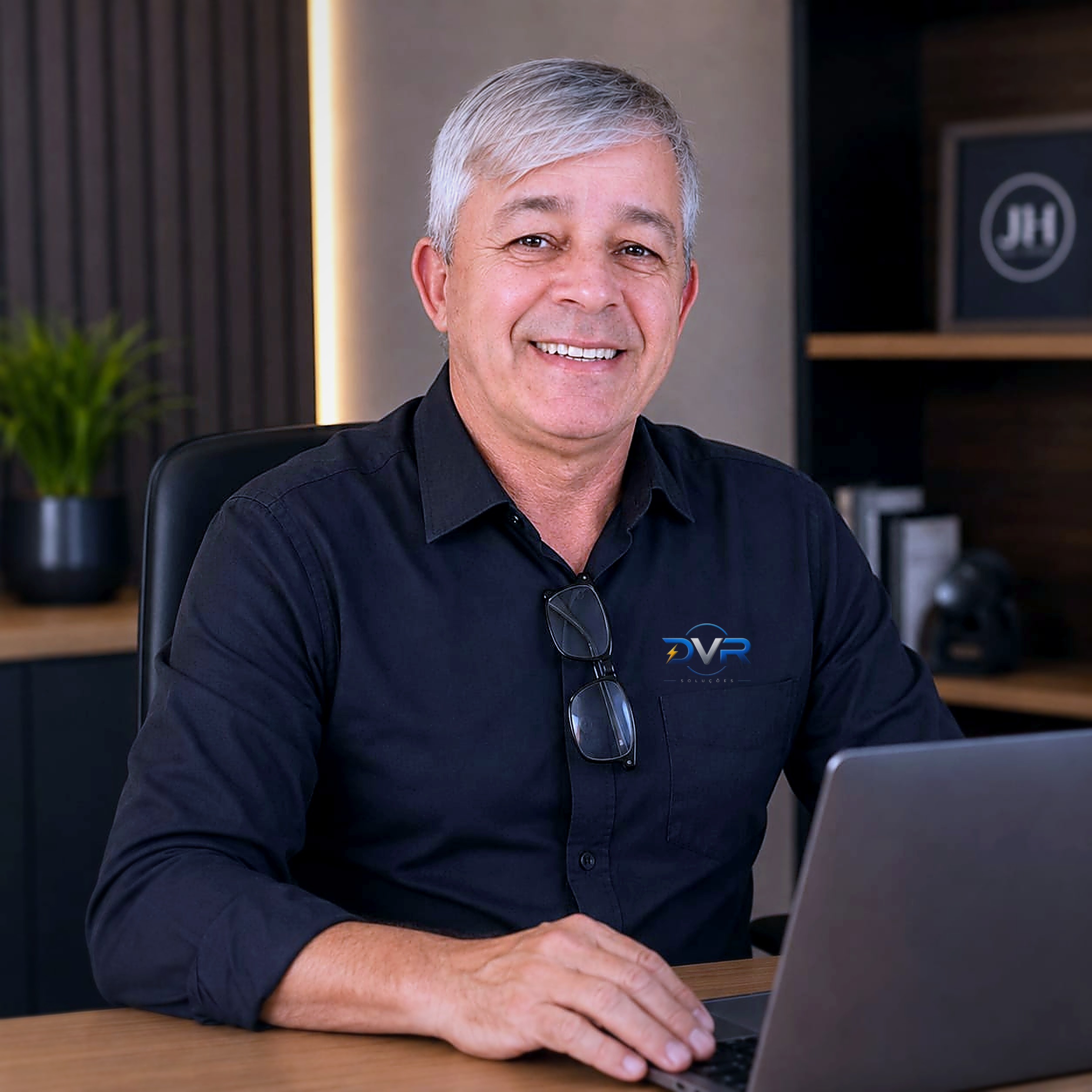 Divino Vieira dos Reis — fundador da DVR